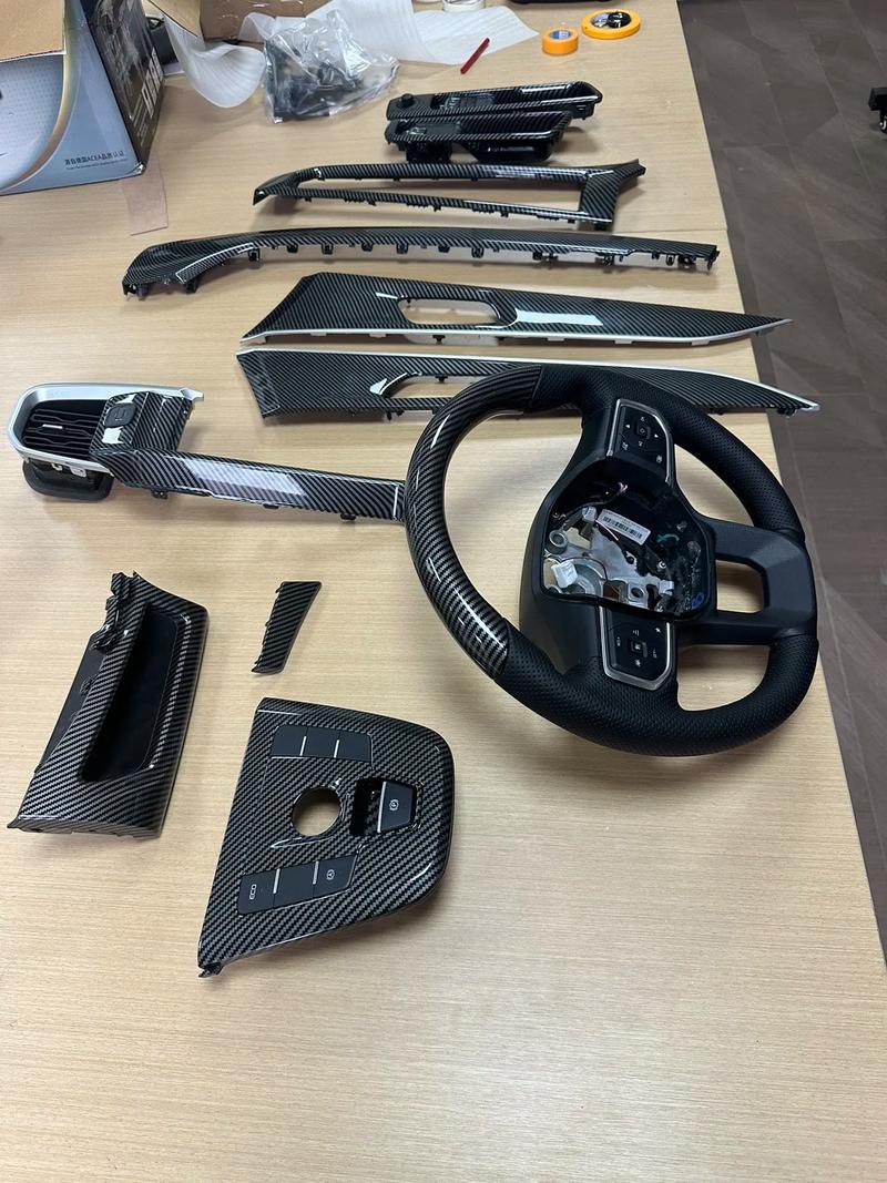福特新全顺碳纤维水转印内饰件升级完成